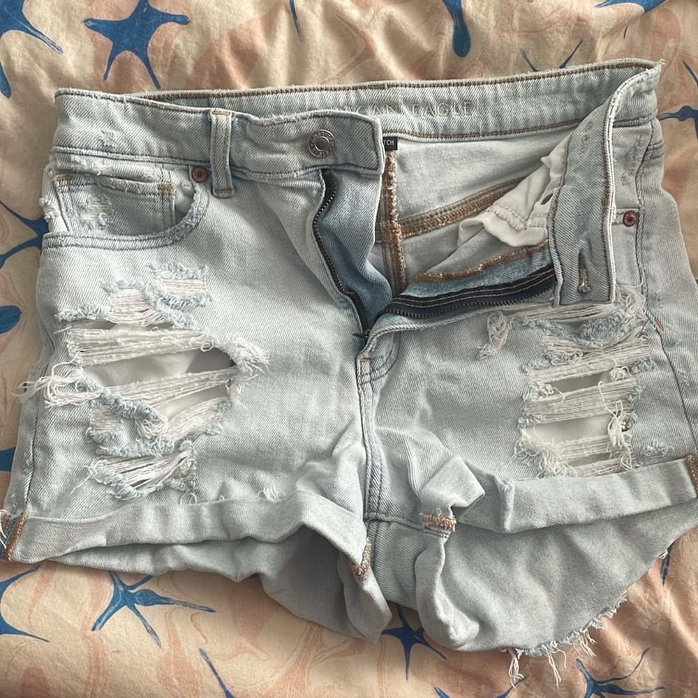 American Eagle Stretch mom shorts